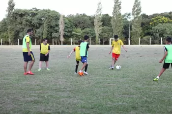 Projeto Verão 2019 - Aulas de Futebol de Campo