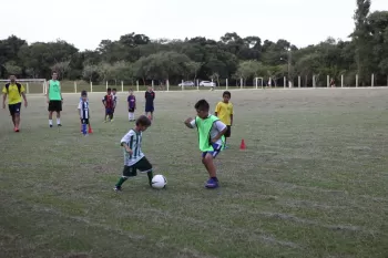 Projeto Verão 2019 - Aulas de Futebol de Campo