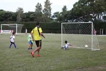 Projeto Verão 2019 - Aulas de Futebol de Campo
