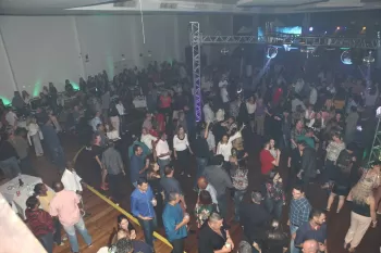Os Embalos de Sábado à Noite