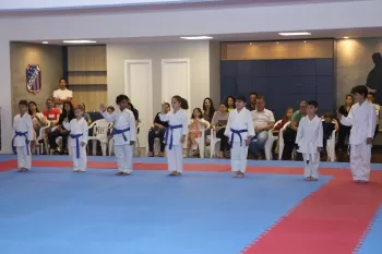Troca de faixa - Karatê