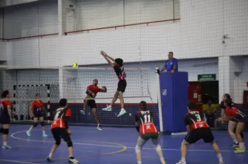 Torneio de Vôlei Misto - 2025