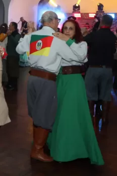 Jantar Fandango com Márcio Correia & Grupo Gauchismo