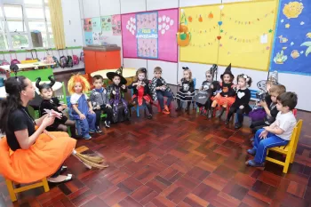 Halloween - Escola Doritos
