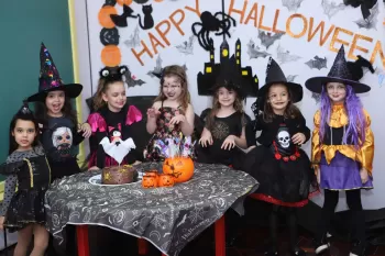 Halloween - Escola Doritos