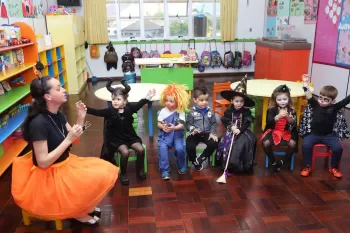 Halloween - Escola Doritos