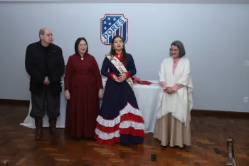 Faixa 1º Prenda da 13º Região Tradicionalista