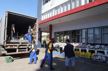 Dores em Ação Social: Drive-Thru solidário