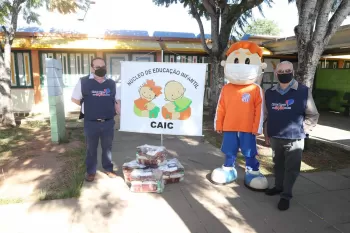 Dores em Ação Social: Doações Escola Caic