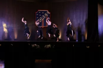 Espetáculo de Dança - A.C.R.E.D.I.T.A