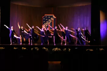 Espetáculo de Dança - A.C.R.E.D.I.T.A