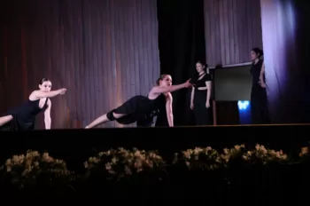 Espetáculo de Dança - A.C.R.E.D.I.T.A
