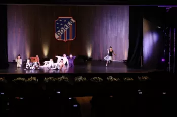 Espetáculo de Dança - A.C.R.E.D.I.T.A