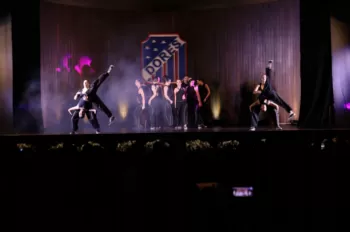 Espetáculo de Dança - A.C.R.E.D.I.T.A