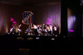 Espetáculo de Dança - A.C.R.E.D.I.T.A