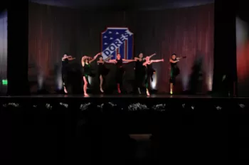 Espetáculo de Dança - A.C.R.E.D.I.T.A