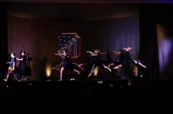 Espetáculo de Dança - A.C.R.E.D.I.T.A