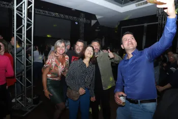 Embalos de Sábado à Noite