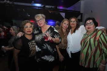 Embalos de Sábado à Noite