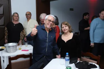 Embalos de Sábado à Noite
