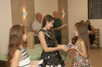 Reunião Anfitriões Baixinhos em Ação