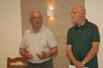 Reunião Anfitriões Baixinhos em Ação