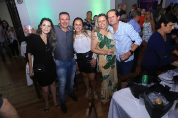 Embalos de Sábado à Noite