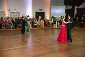 Jantar Baile Acalentos de Outono