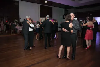 Jantar Baile Acalentos de Outono