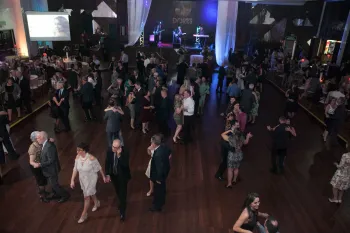Jantar Baile Acalentos de Outono