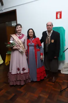 Troca de Faixa e Crachás - Prendas e Peões Dorenses
