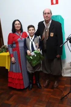 Troca de Faixa e Crachás - Prendas e Peões Dorenses