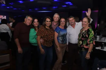 Embalos de Sábado à Noite