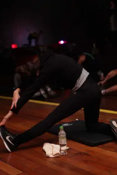 Aula Master de Pilates e Yoga