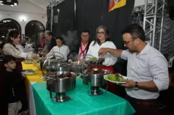 Noite do Grupo de Danças Adulto