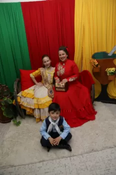 Noite do Grupo de Danças Adulto