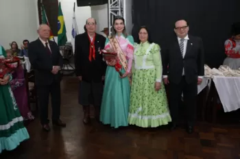 Noite do Grupo de Danças Adulto