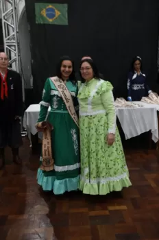 Noite do Grupo de Danças Adulto