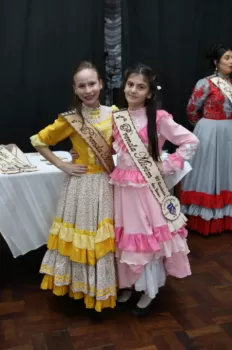 Noite do Grupo de Danças Adulto