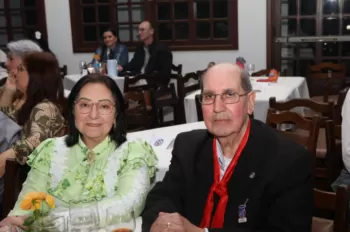 Noite do Grupo de Danças Adulto