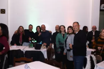 Embalos de Sábado à Noite