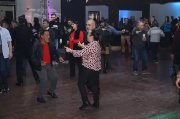 Embalos de Sábado à Noite
