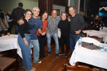 Embalos de Sábado à Noite