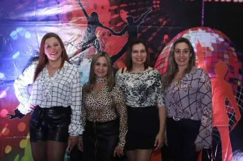Os Embalos de Sábado à Noite