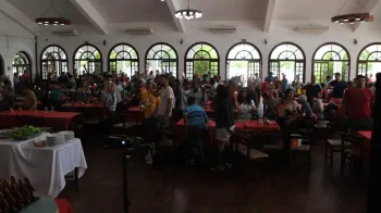 Confraternização dos funcionários do Clube Dores