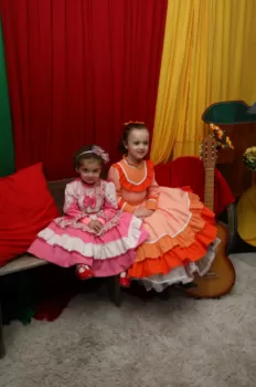 Noite do Grupo de Danças Mirim