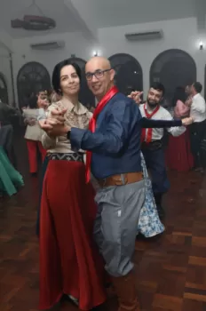 Jantar Fandango com Grupo Fogo de Chão