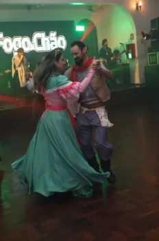 Jantar Fandango com Grupo Fogo de Chão