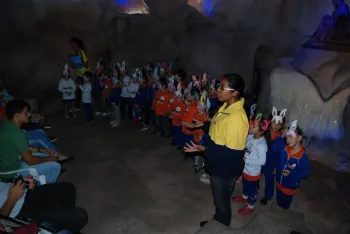 Chegada do Coelho na Sede Campestre - Doritos Infantil IV e V