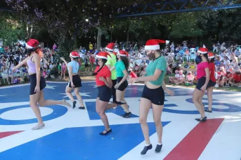 Apresentação Cia Dores e Chegada do Papai Noel